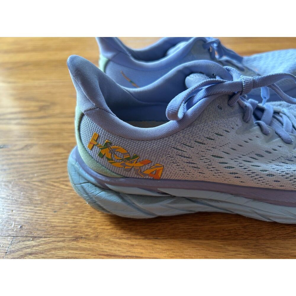 Hoka One One Clifton 8 Womens Size 7.5 B (Medium) Running Shoes Lavender - Picture 6 of 9